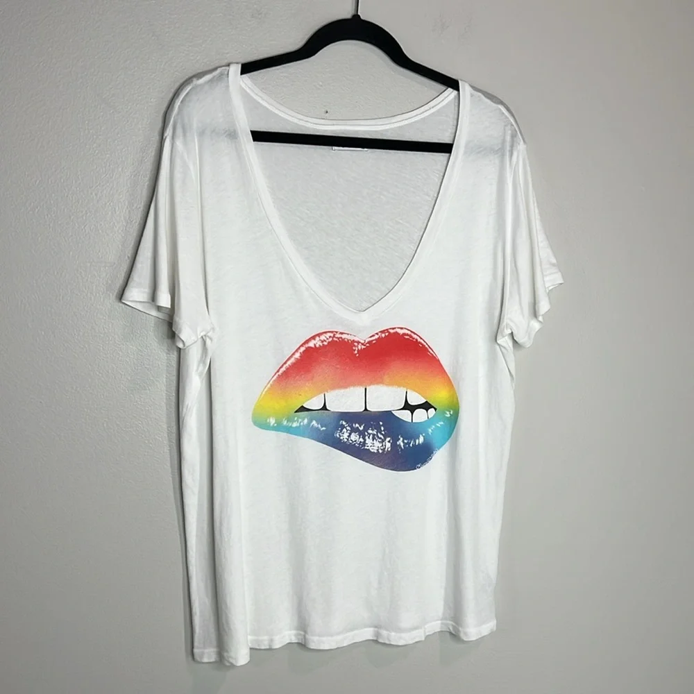 Lauren Moshi Cruz Rainbow Lip deep v neck oversized lip bite slouchy tee size XL - Picture 2 of 9